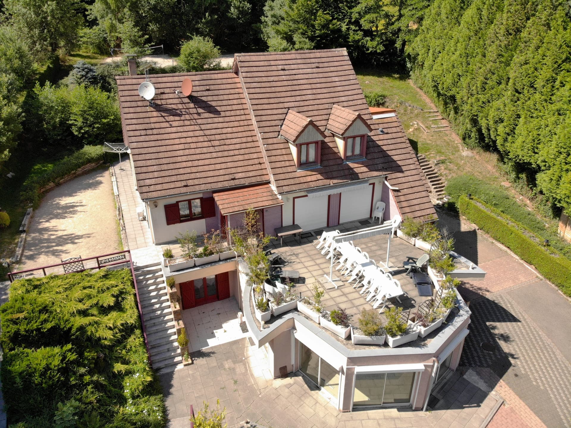 Vue aérienne du gîte Gentiane à Saint-Amarin dans les Hautes-Vosges d'Alsace